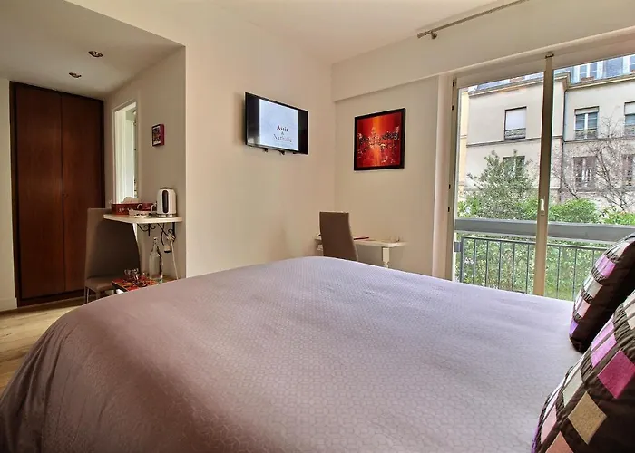 Assia & Nathalie - Luxury B&B Marais Paris